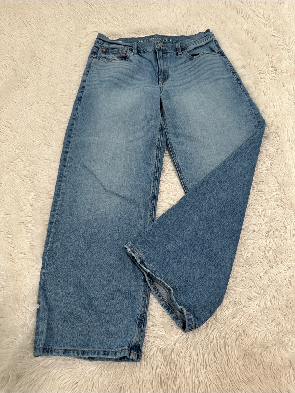 🎾 American Eagle Strigid Stovepipe Jeans